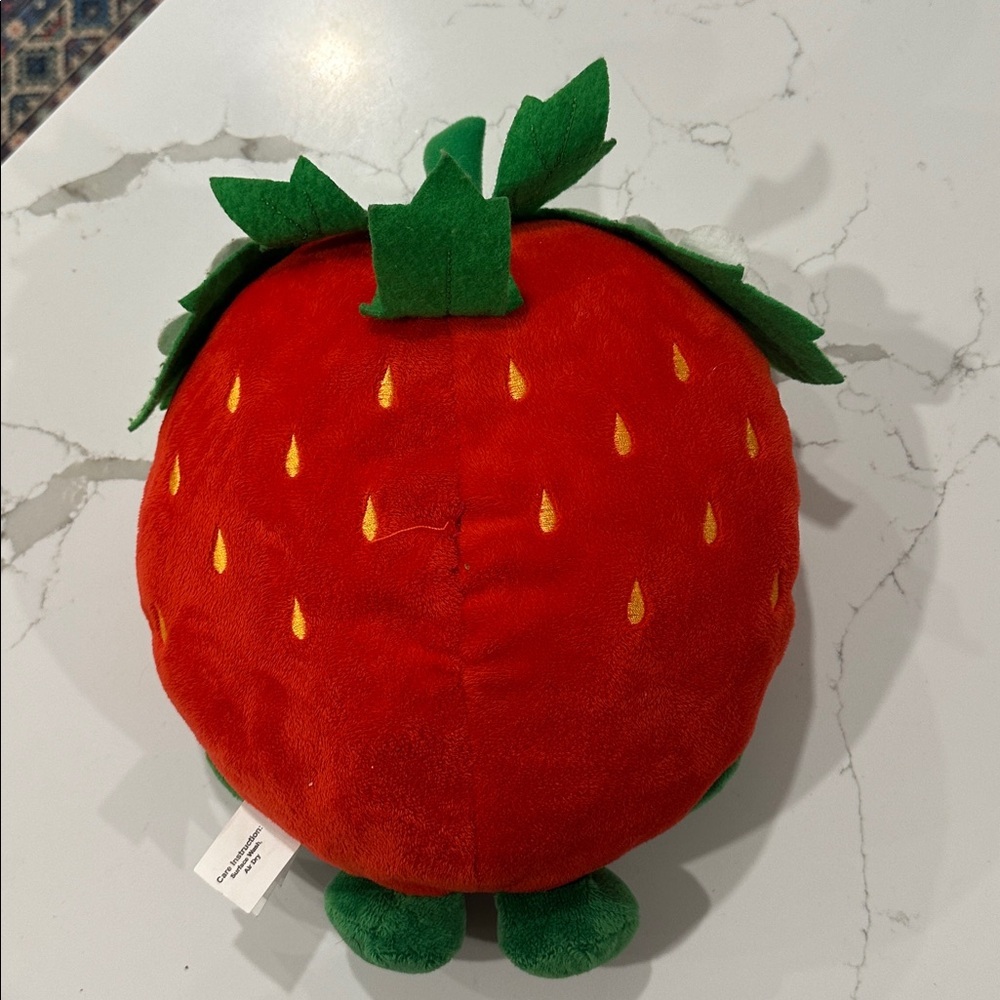 Shopkins Fiesta Red Strawberry Plush with Green Leaves NWT - Picture 6 of 10